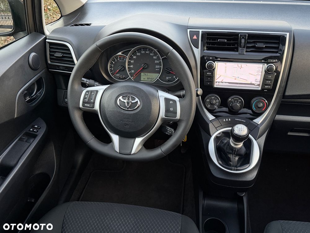 Toyota Verso S 1.33 VVT-i - 8