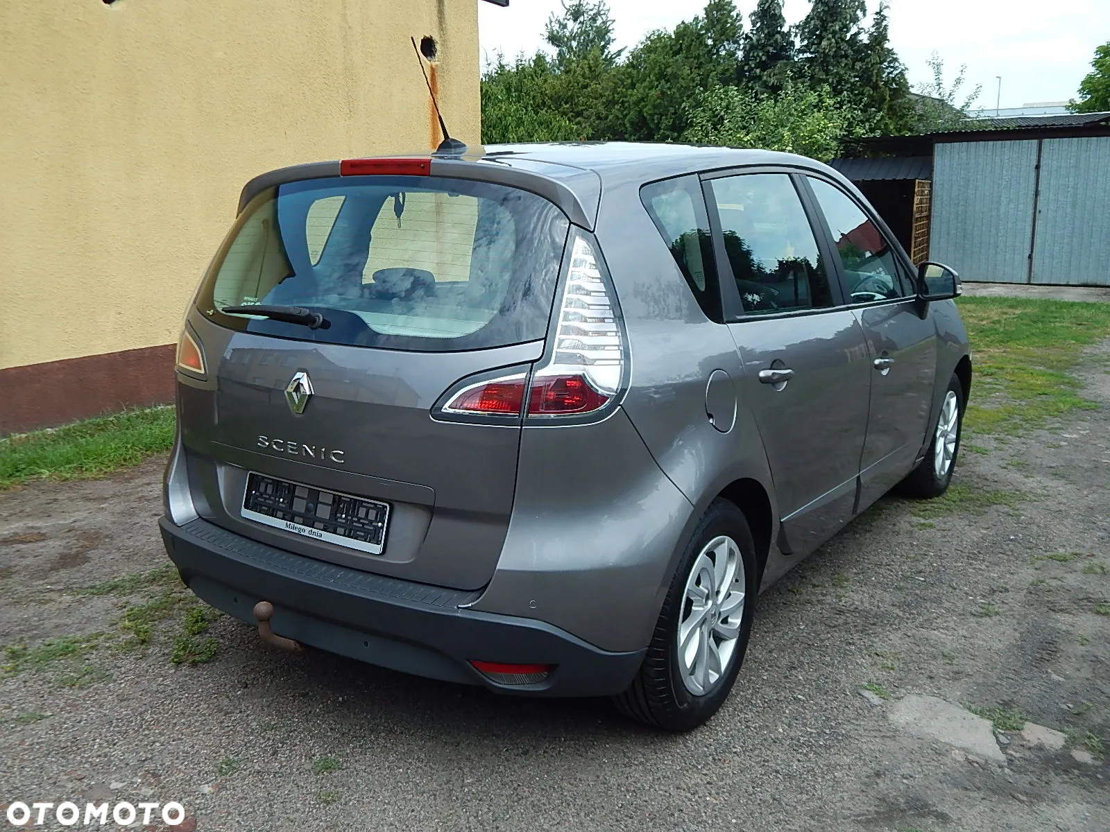 Renault Scenic 1.5dCi TomTom Edition EDC - 11