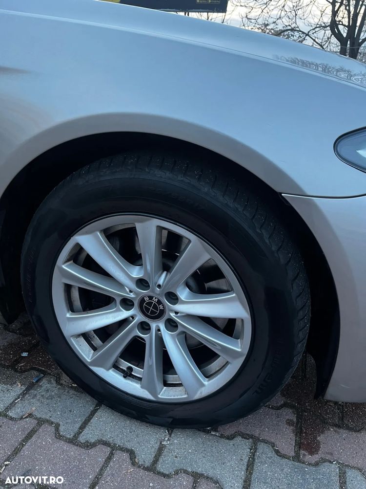 BMW Seria 5 525d xDrive - 8