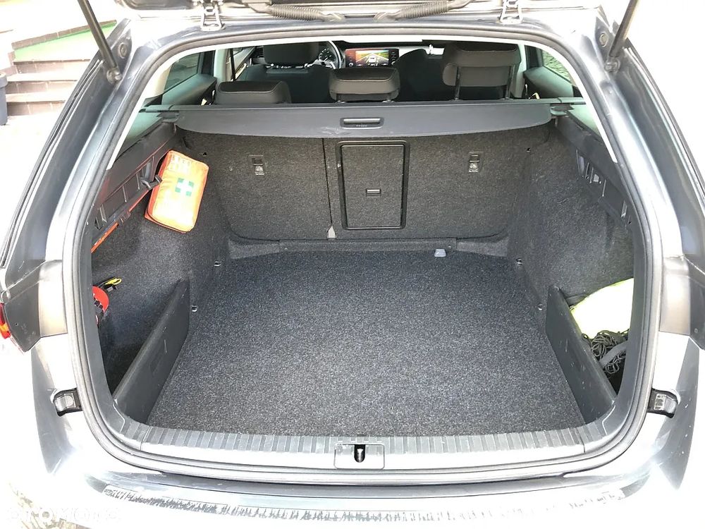 Skoda Octavia 2.0 TDI Ambition DSG - 27