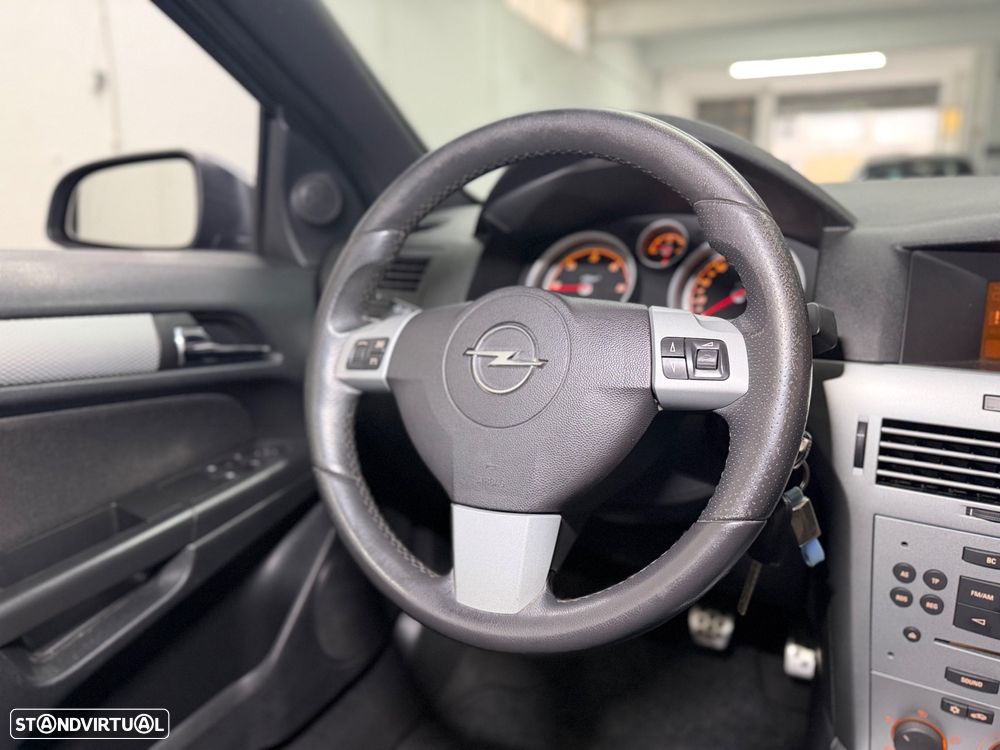Opel Astra GTC 1.7 CDTI DPF Sport - 16