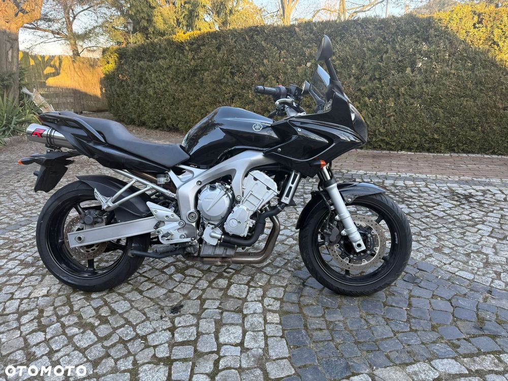 Yamaha FZ6 - 1
