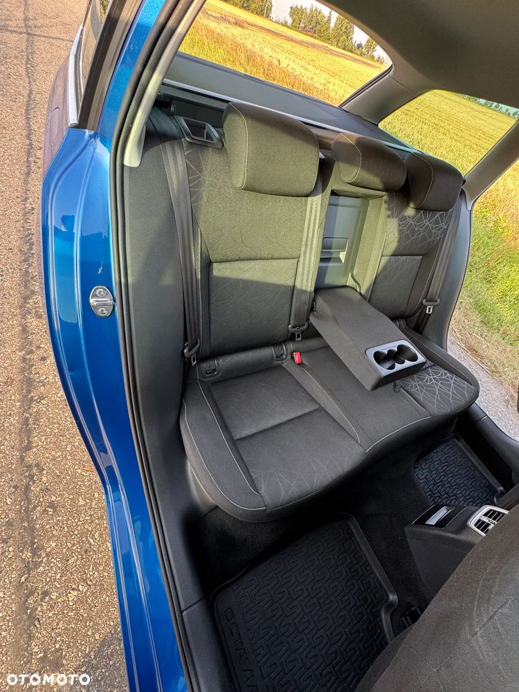 Skoda Octavia 2.0 TDI Elegance DSG - 24