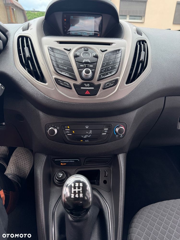 Ford Tourneo Courier 1.5 TDCi Trend - 17