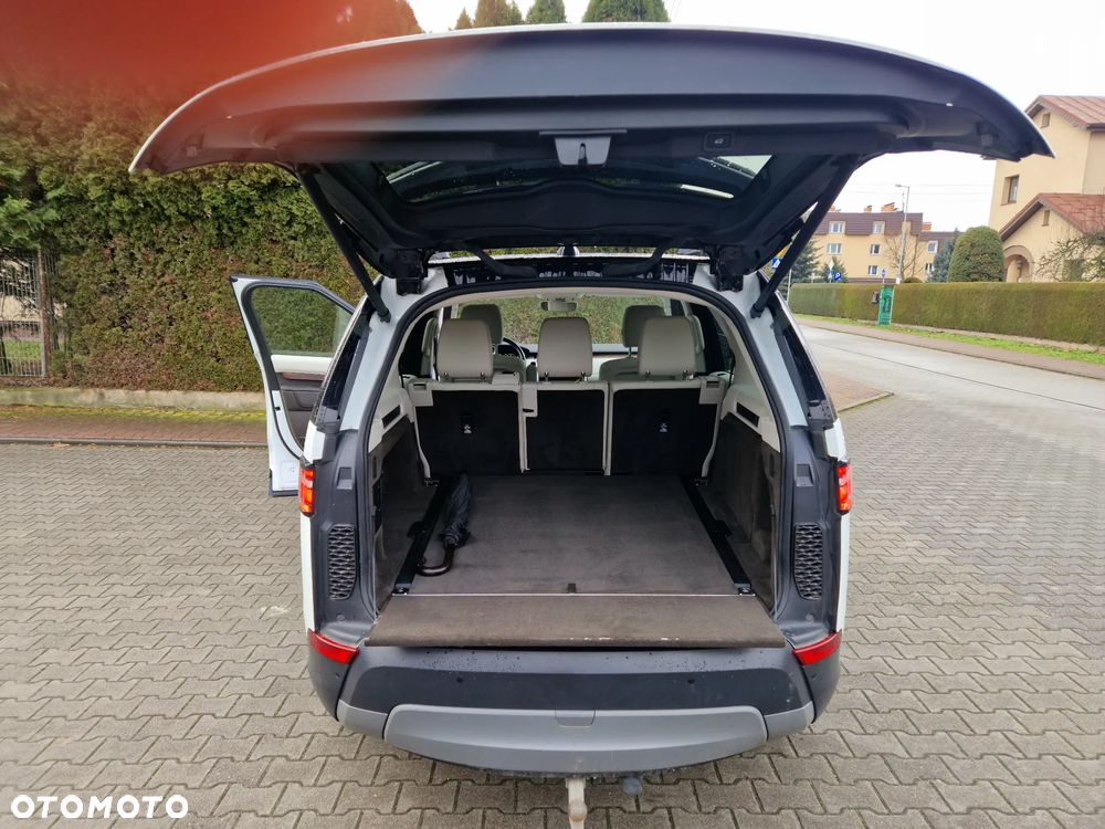 Land Rover Discovery V 3.0 SDV6 HSE - 7