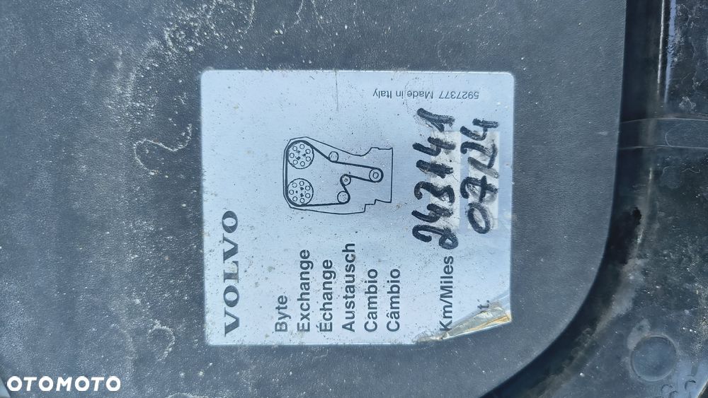 Volvo V40 D4 Drive-E R-Design Momentum - 10