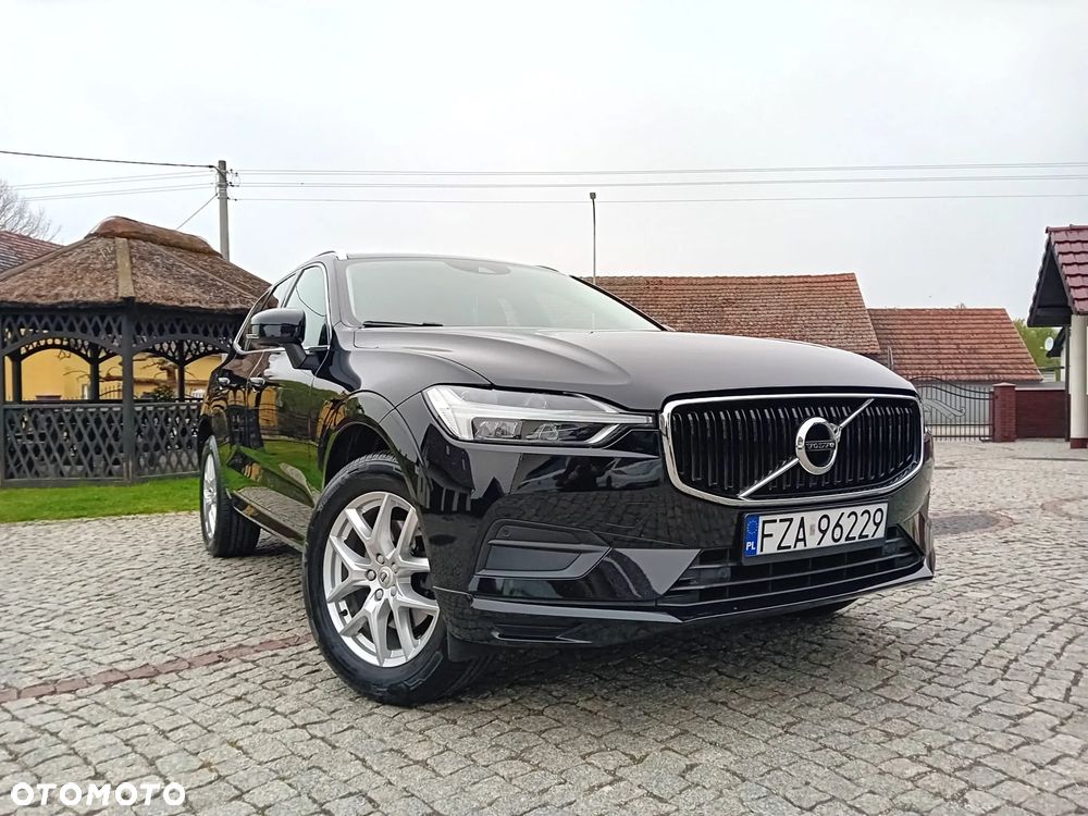 Volvo XC 60 D3 Momentum Pro - 1