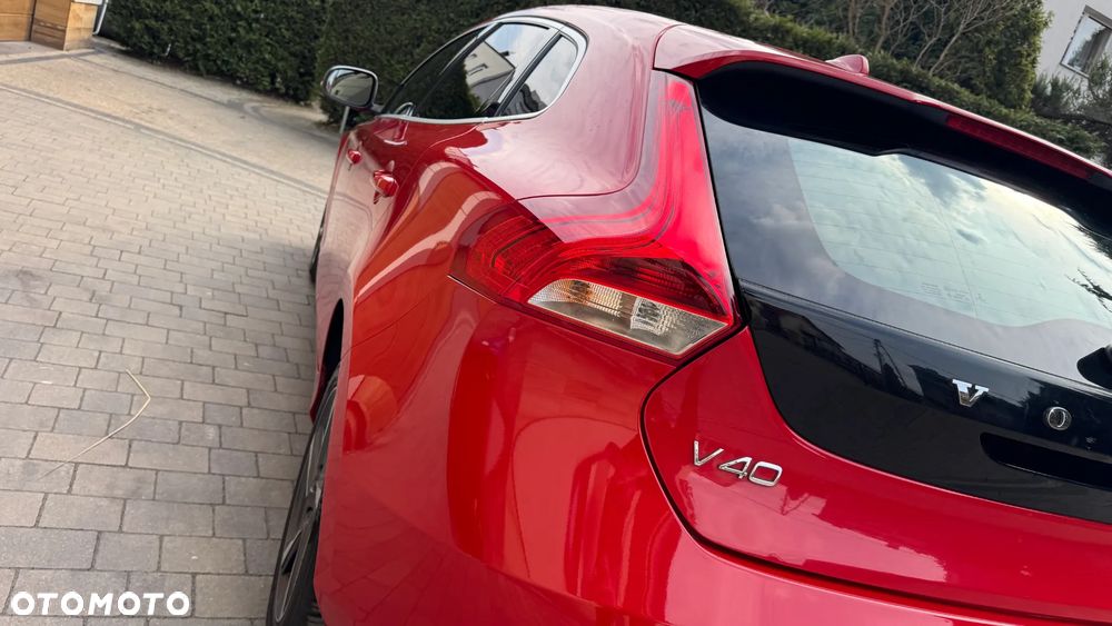 Volvo V40 D2 Drive-E R-Design Momentum - 7