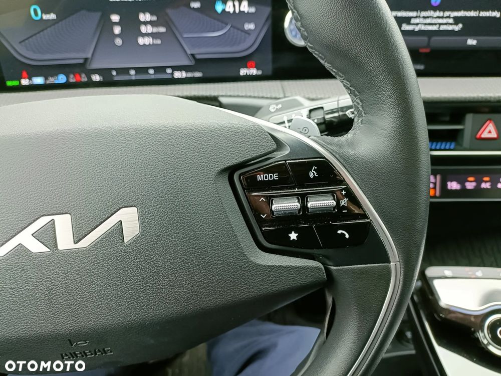Kia EV6 77.4kWh Plus - 11