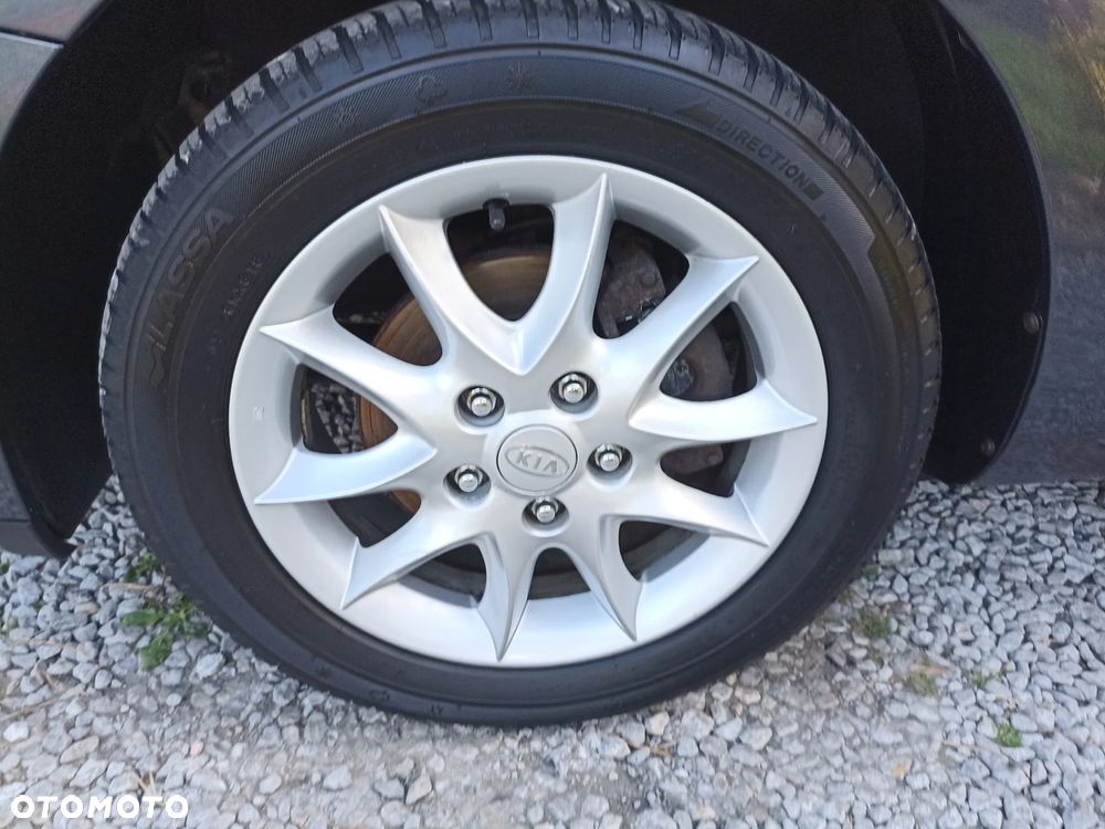 Kia Ceed - 37
