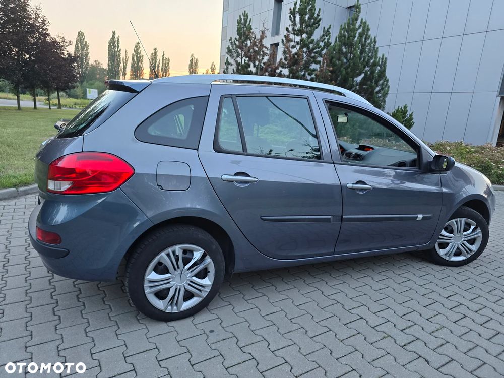 Renault Clio 1.2 16V All Inclusive - 5