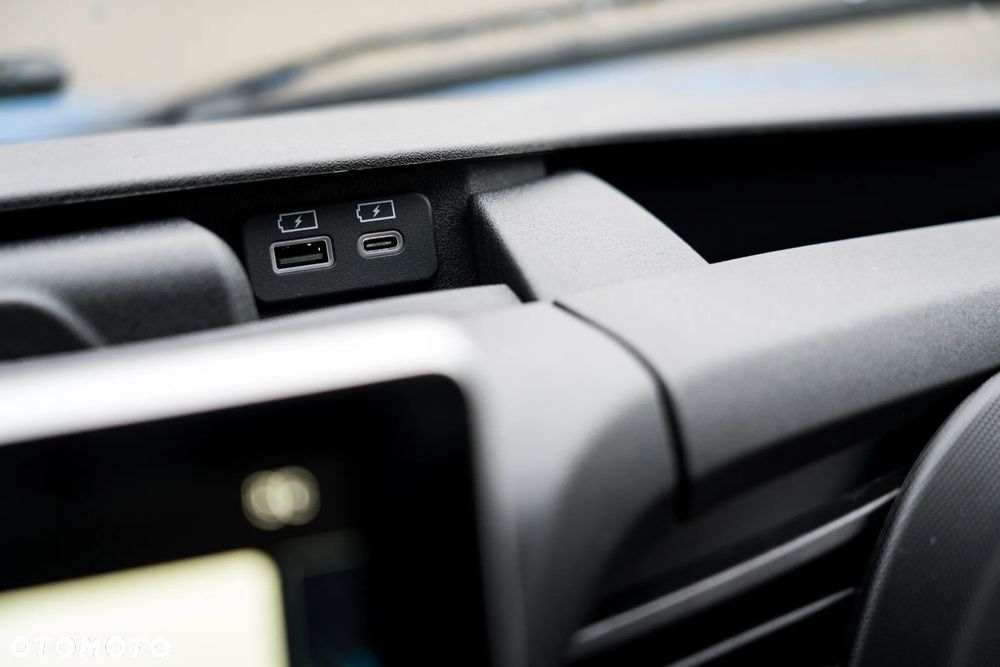 Iveco 35S18H V 3.0 Diesel 180 KM MT6 Furgon L4H2 - 29