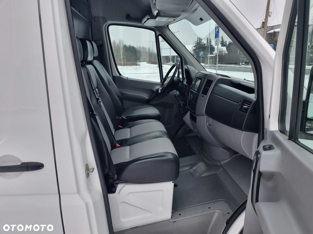 Volkswagen Crafter - 14