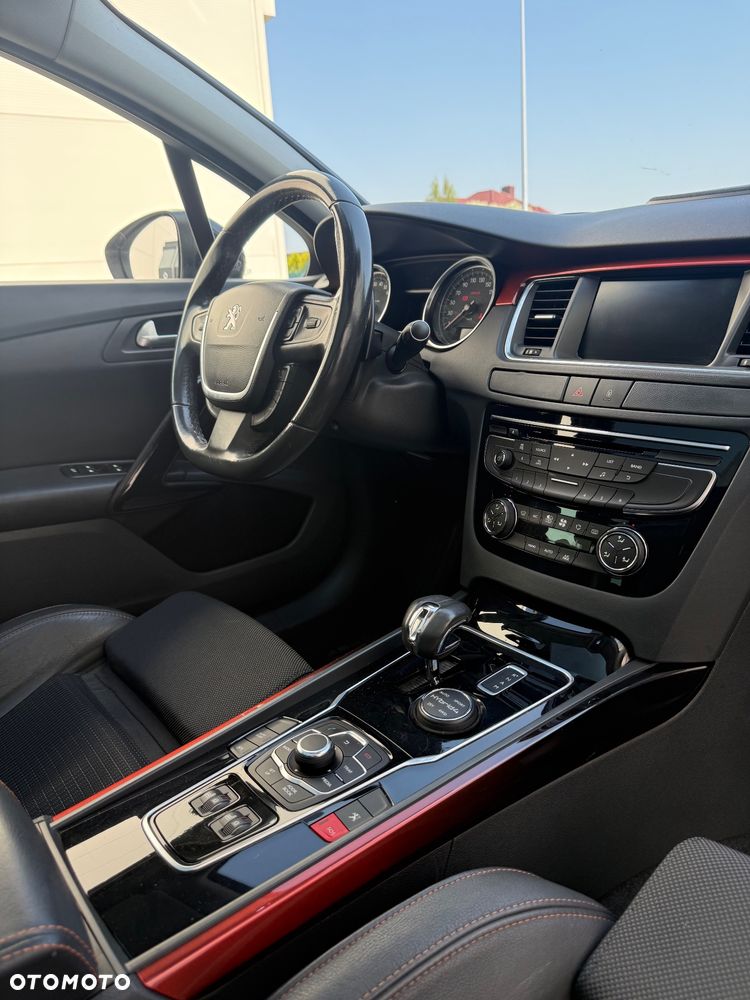 Peugeot 508 RXH Hybrid4 - 20