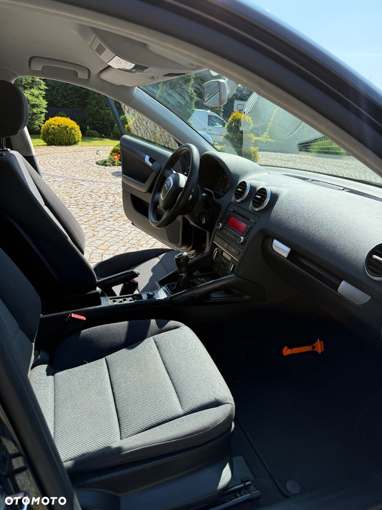 Audi A3 1.6 Attraction - 18
