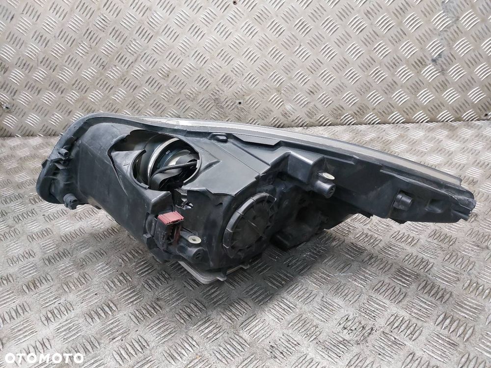 LAMPA PRAWY PRZÓD XENON OPEL INSIGNIA A EU 168857-02 5DV009720-00 - 3