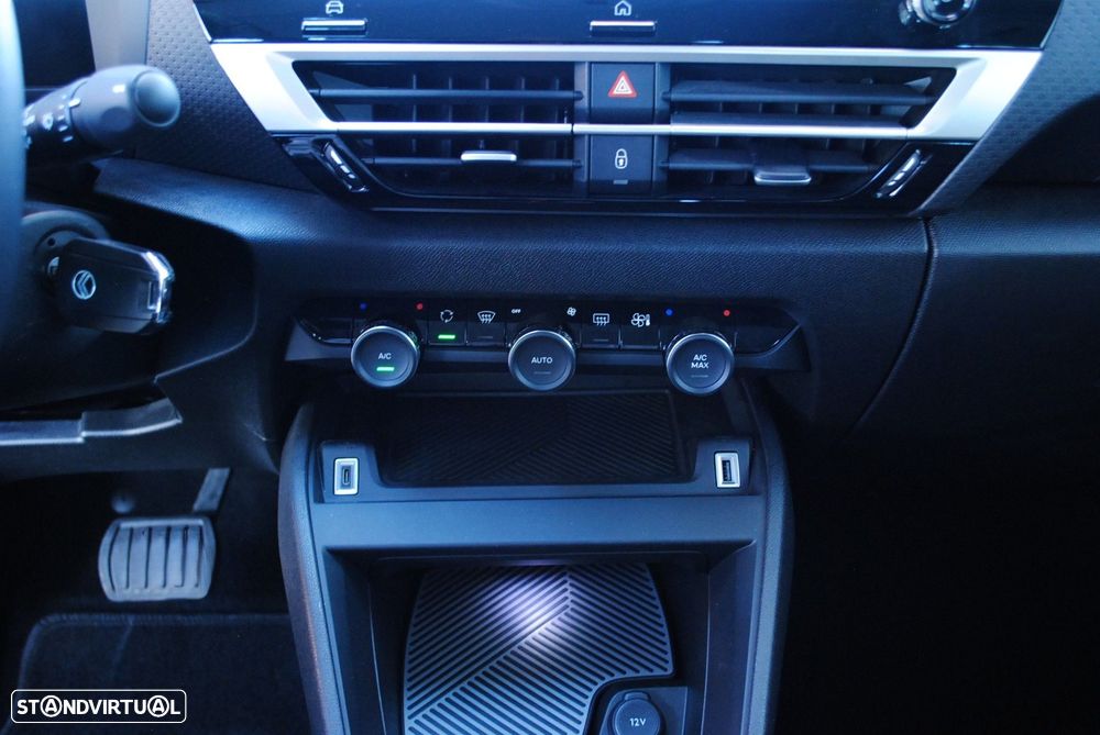 Citroën C4 1.2 Hybrid Plus e-DSC6 - 30