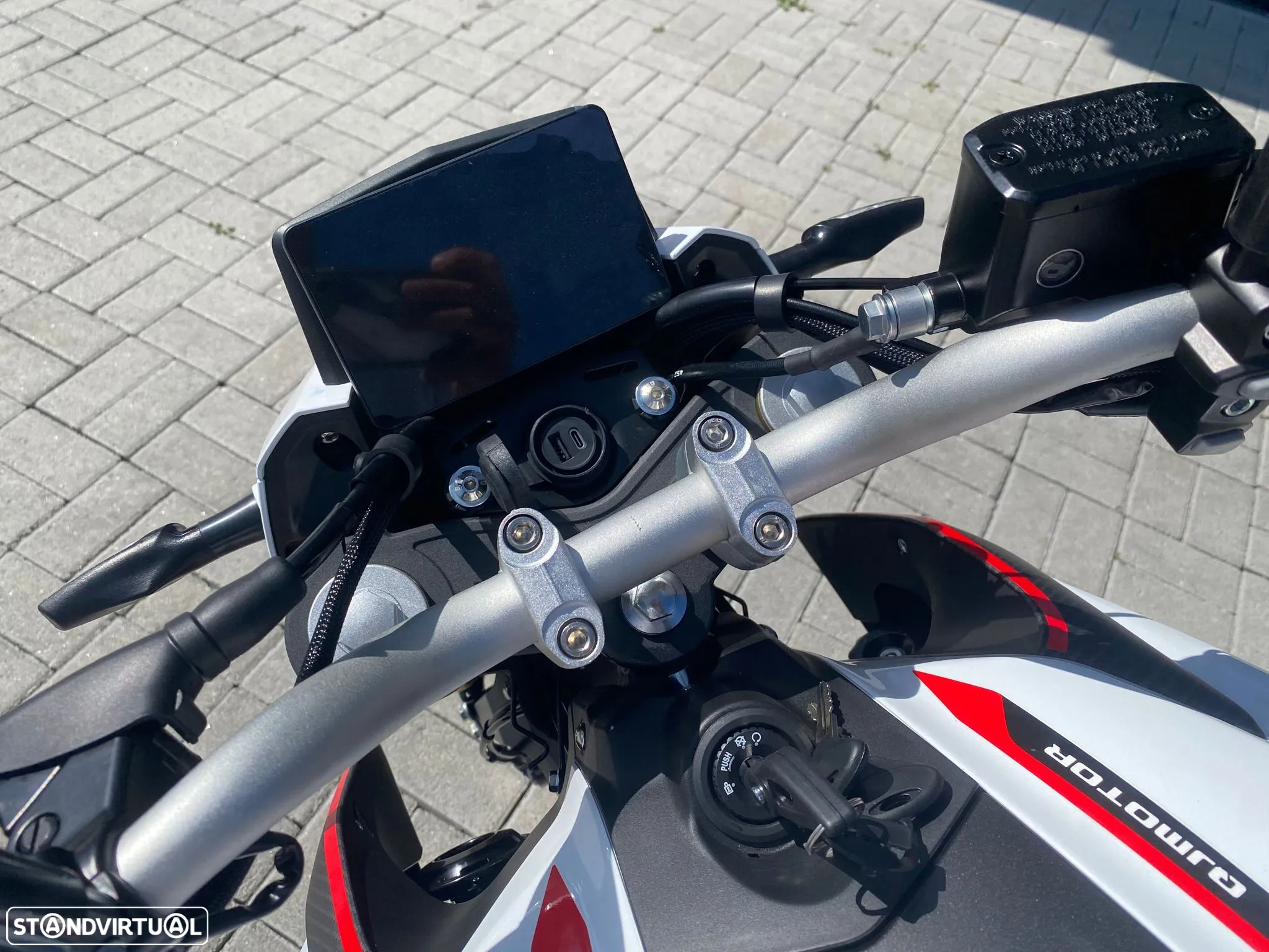 QJ Motor SRK 125S - 7