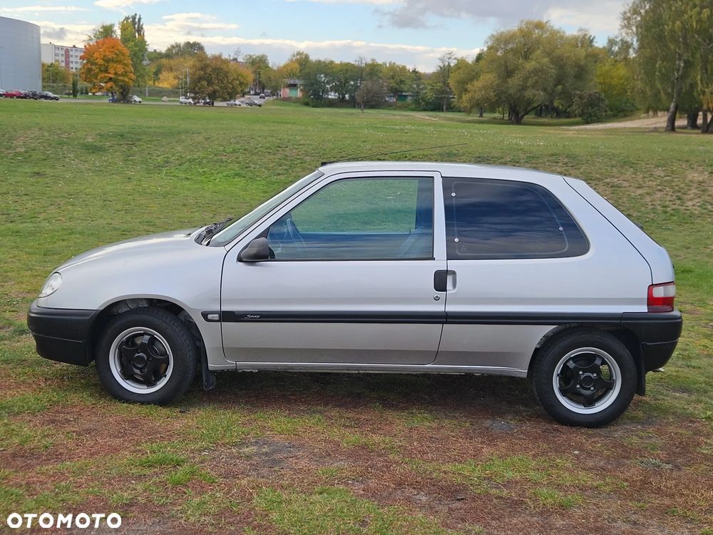 Citroen Saxo 2001 photo 2