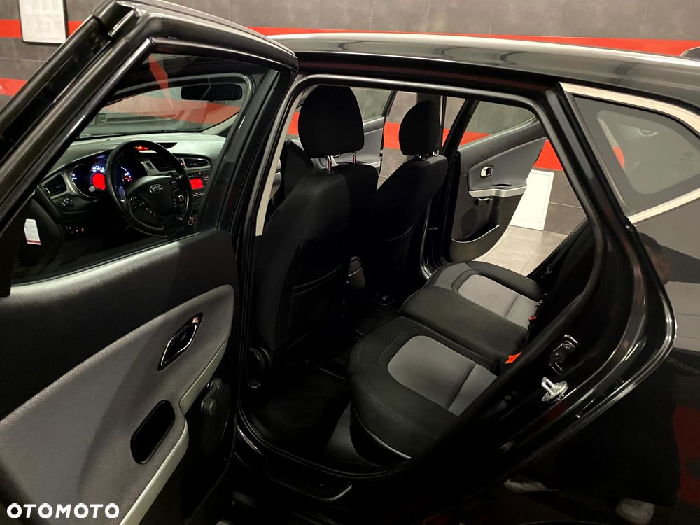 Kia Ceed 1.6 GDI Platinum Edition - 17