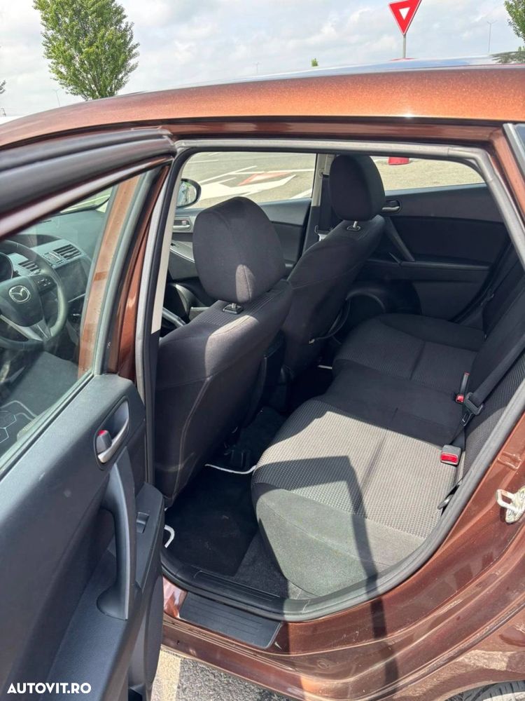 Mazda 3 - 13