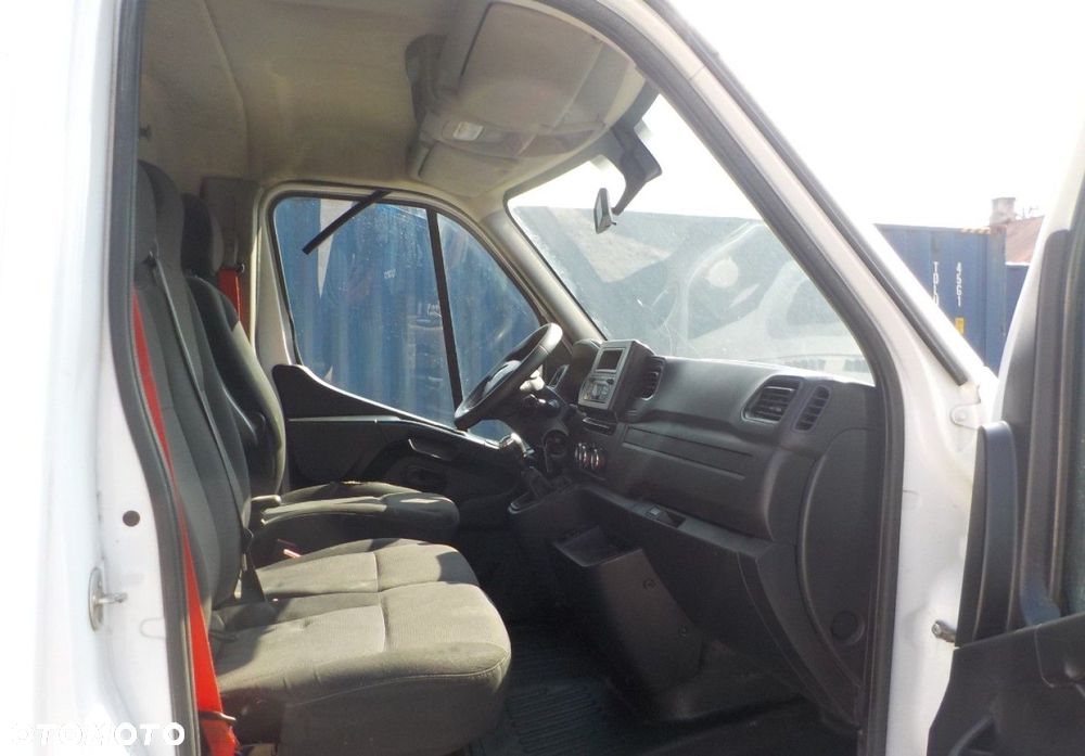 Renault Master - 15