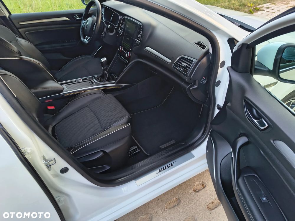 Renault Megane ENERGY dCi 130 BOSE EDITION - 30