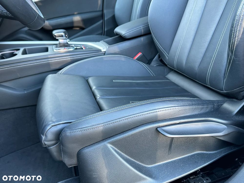 Audi A4 Limousine 35 TFSI mHEV S Line S tronic - 24