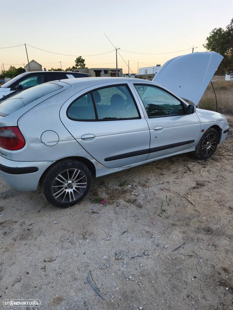 Renault Mégane 1.4 16V Dynamique - 2