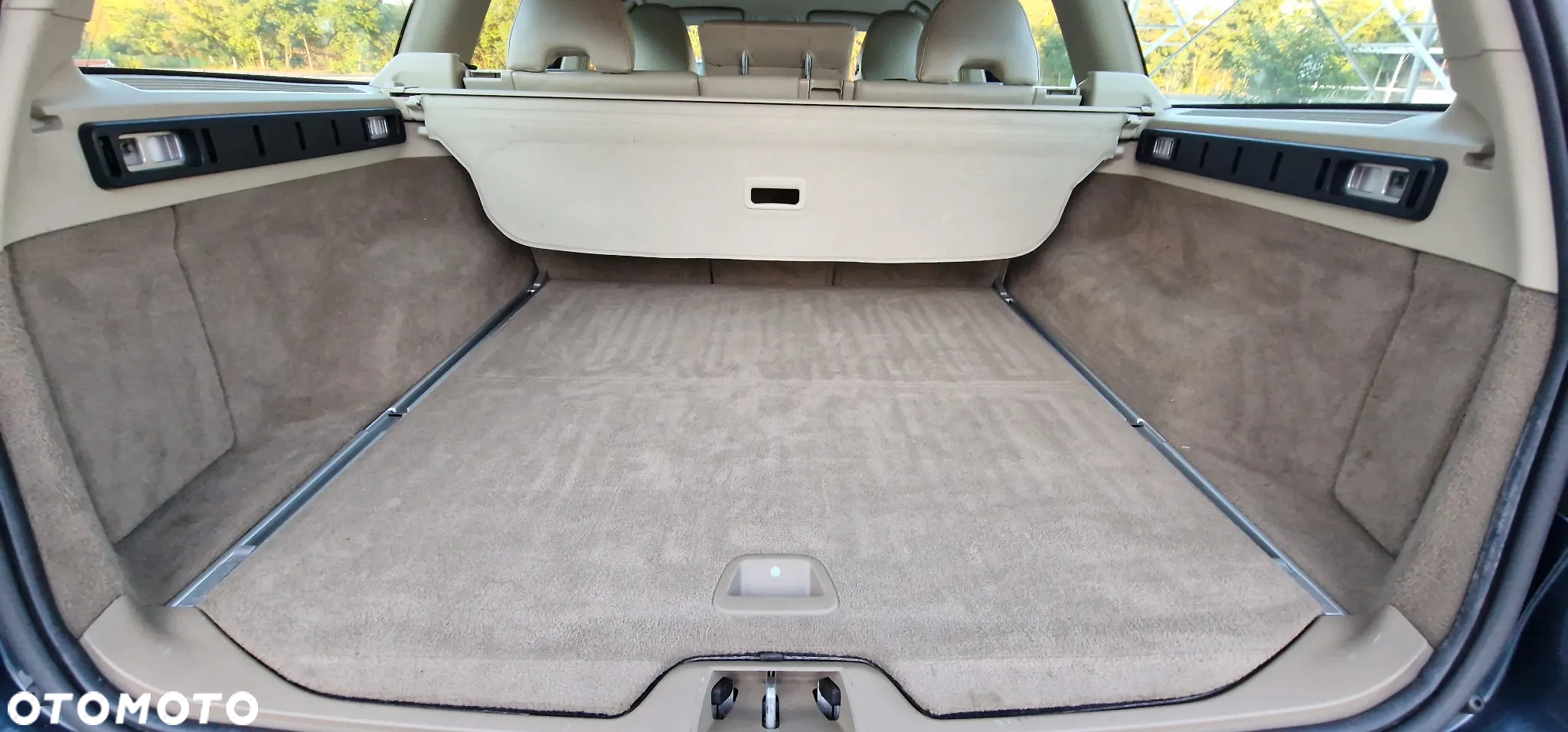 Volvo V70 2.0 Momentum - 17