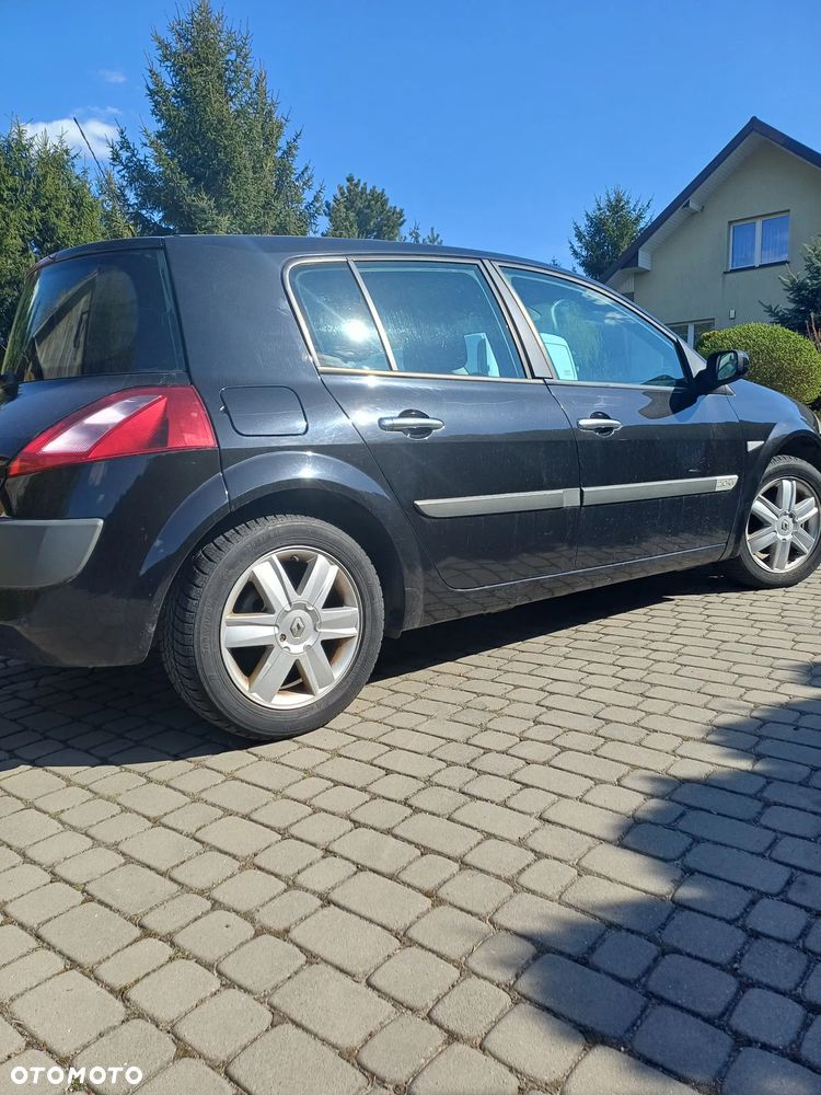 Renault Megane 2.0 16V Dynamique - 6