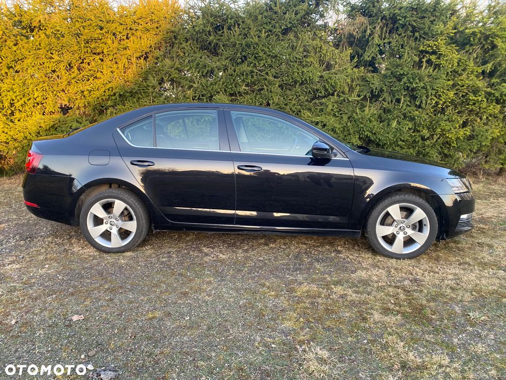 Skoda Octavia 1.4 TSI Style DSG - 6