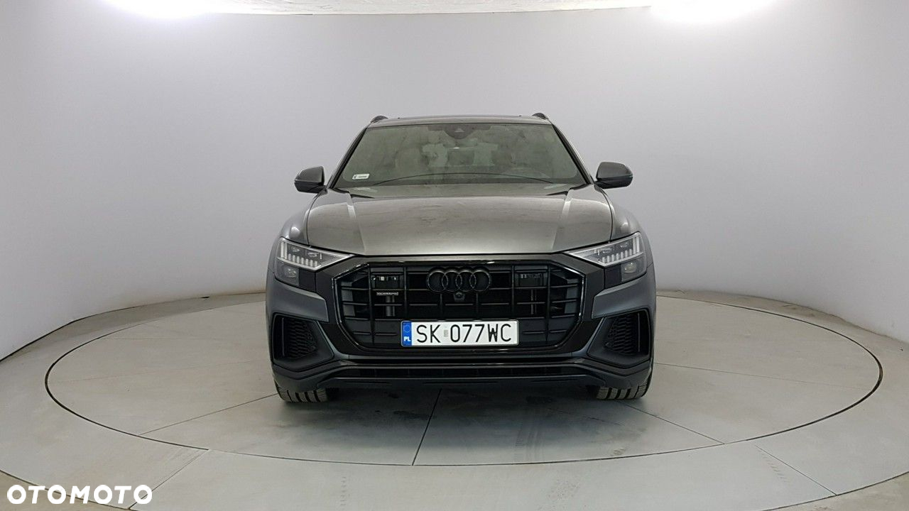 Audi Q8 - 2