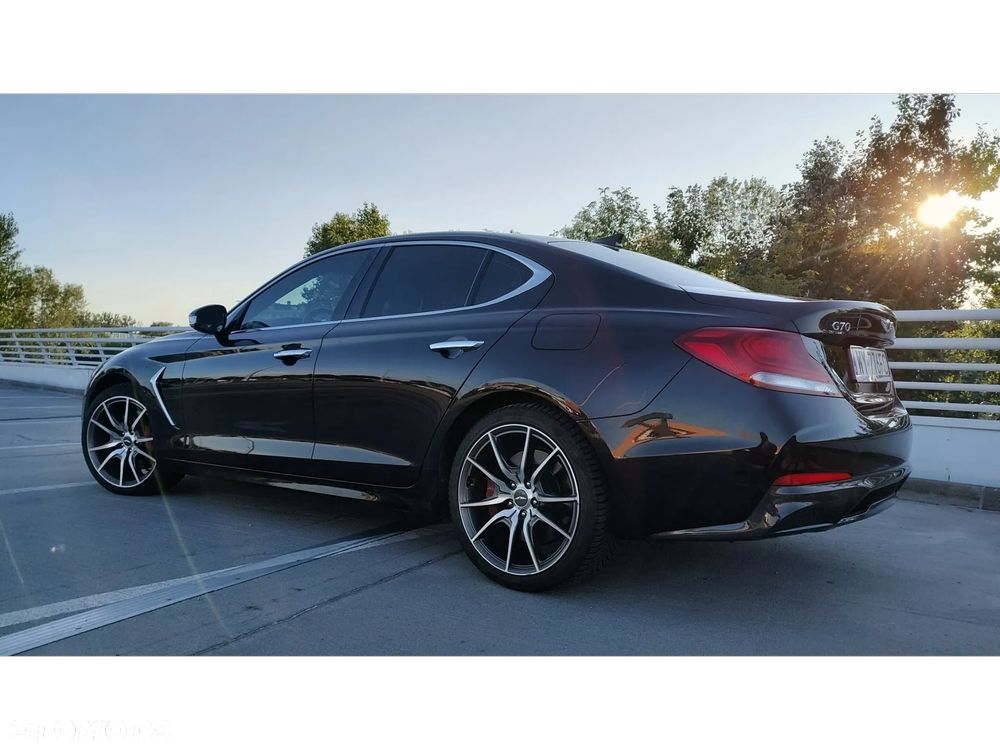 Genesis G70 - 3