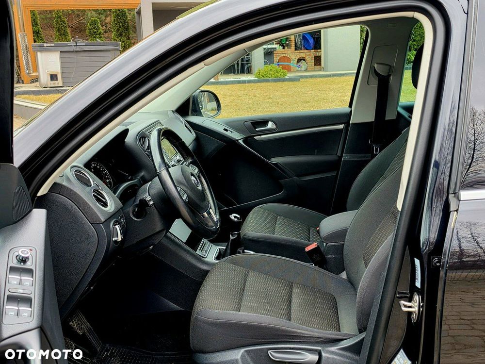 Volkswagen Tiguan - 5