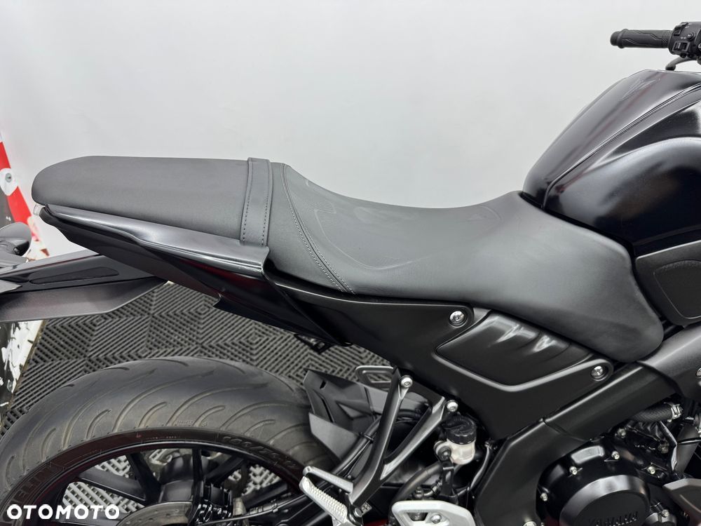 Yamaha MT - 30
