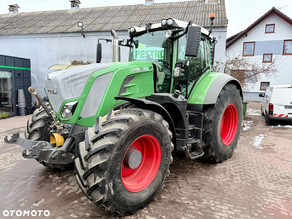 Fendt 828 Vario Profi Plus - 11
