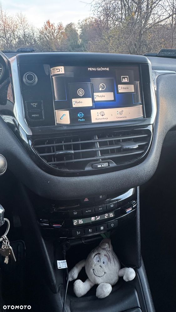 Peugeot 208 1.4 VTi Allure - 11