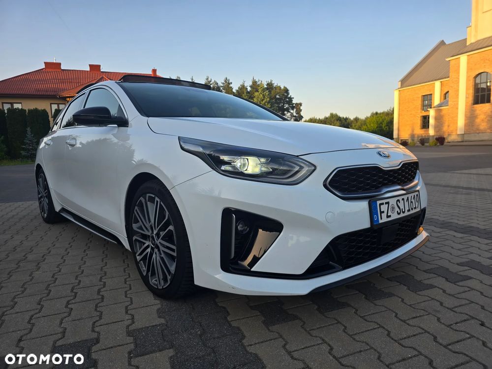 Kia ProCeed 1.5 T-GDI DCT7 OPF GT LINE - 2