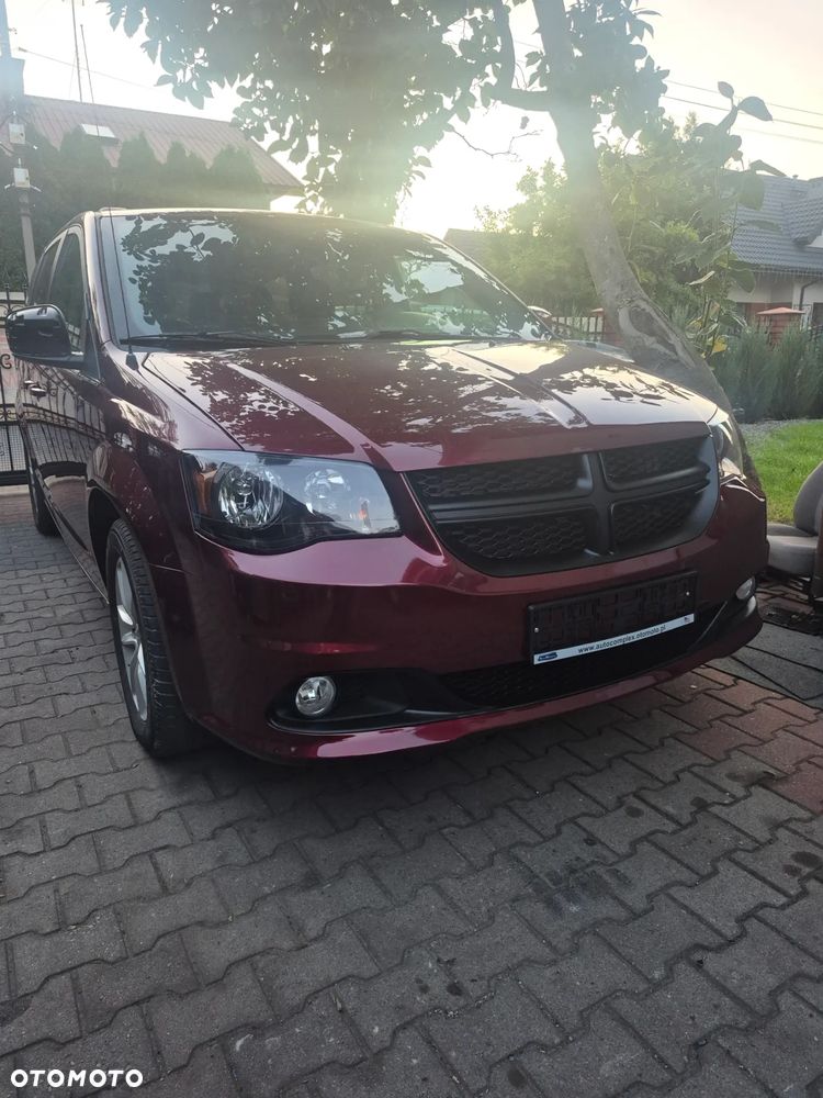 Dodge Grand Caravan 3.6 R/T - 14