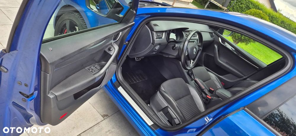 Skoda Octavia 2.0 TSI RS DSG - 14