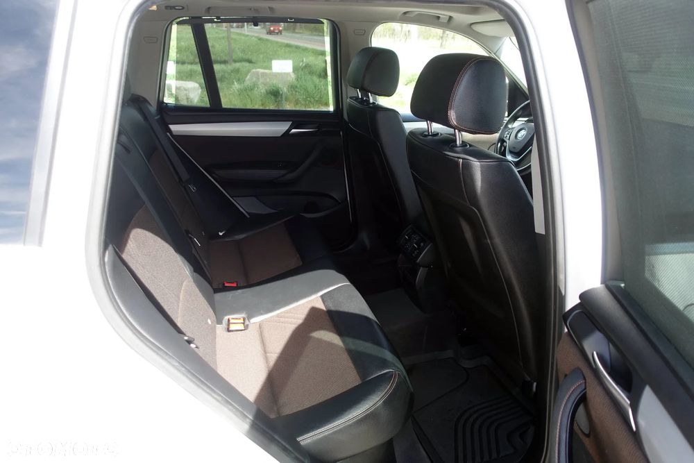 BMW X3 xDrive20d xLine - 16