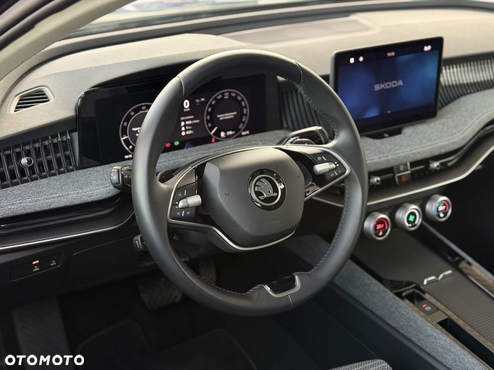 Skoda Superb 1.5 TSI mHEV Selection DSG - 12