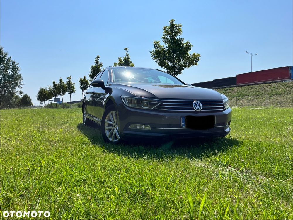 Volkswagen Passat Variant 2.0 TDI SCR DSG Business - 4