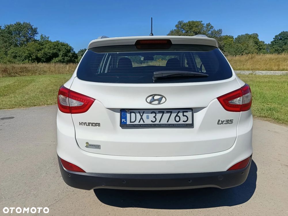 Hyundai ix35 1.6 2WD Fifa World Cup Edition - 18