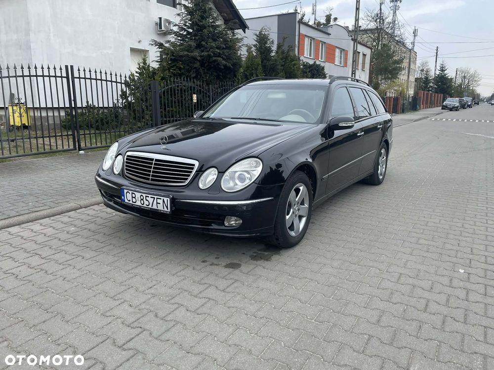 Mercedes-Benz Klasa E 200 Kompressor T Avantgarde - 1