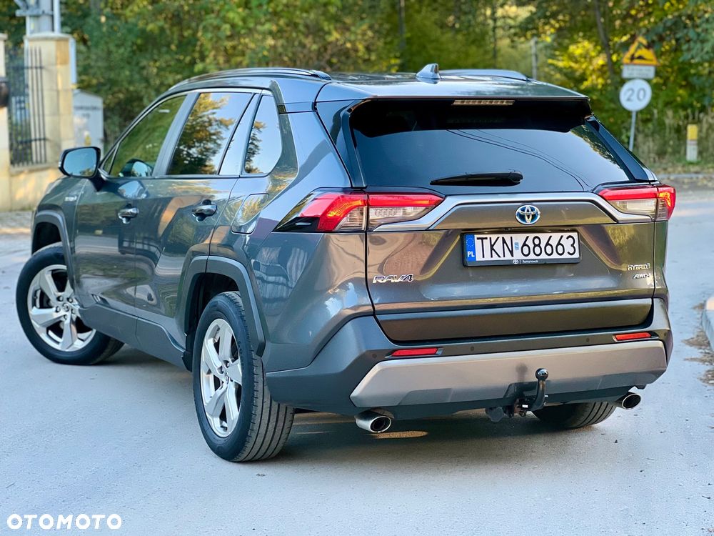 Toyota RAV4 - 11