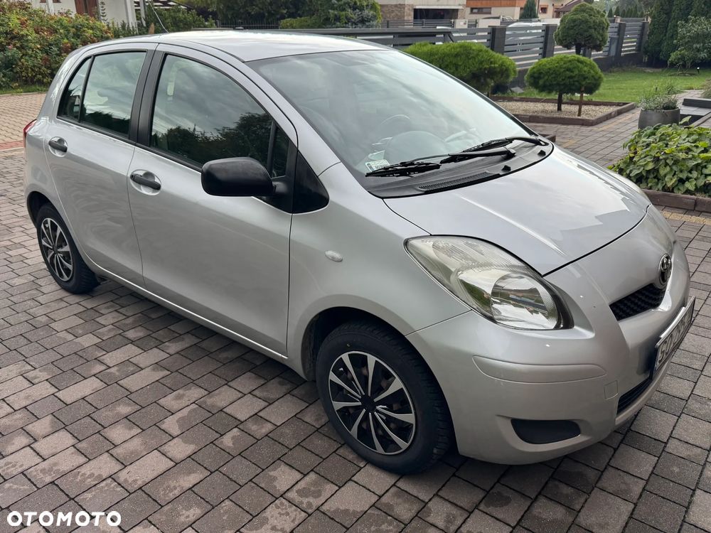Toyota Yaris - 2