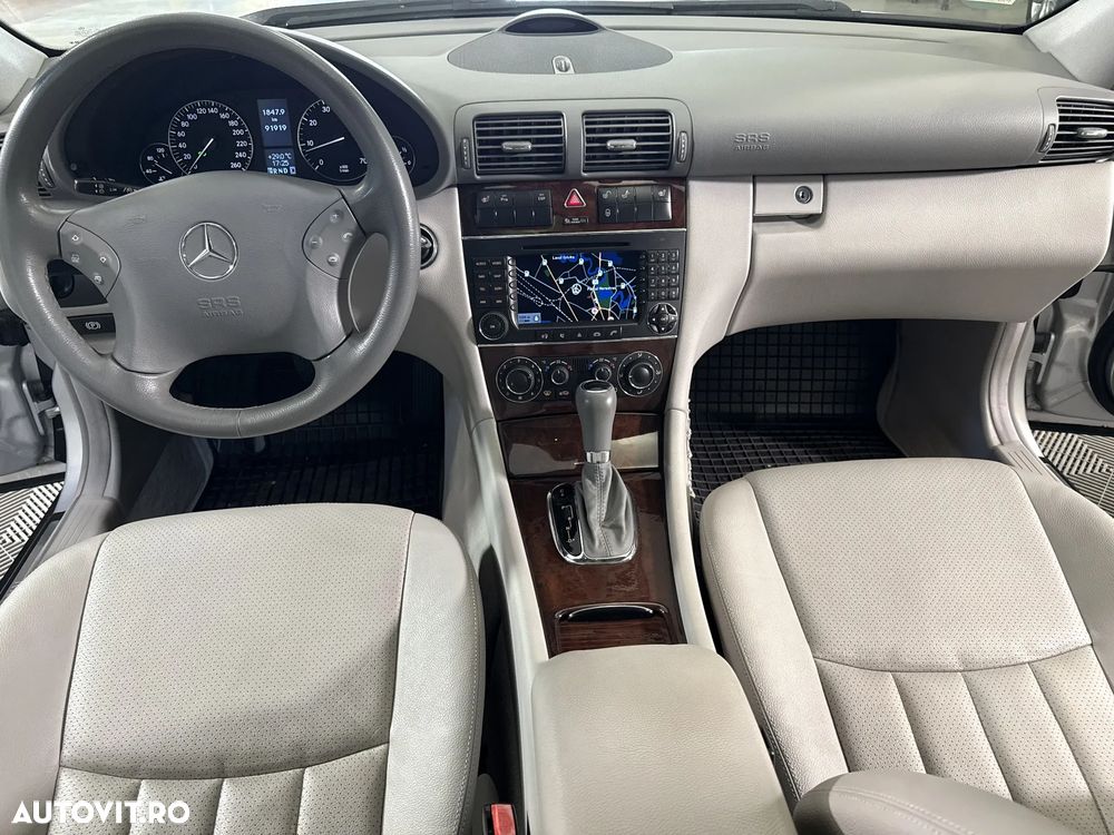 Mercedes-Benz C - 9