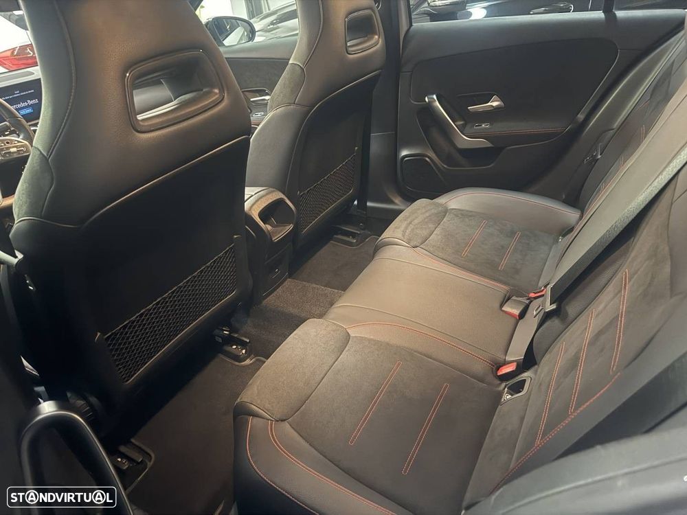 Mercedes-Benz A 250 e 8G-DCT AMG Line - 9